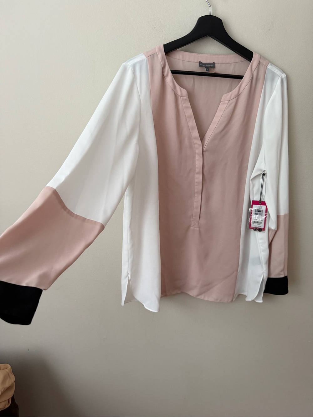 NWT Vince Camuto Colorblock V-Neck Blouse Pink White Black Long Sleeve L - Picture 6 of 8